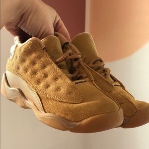 Jordan Retro 13 Youth Size 9, Color Wheat